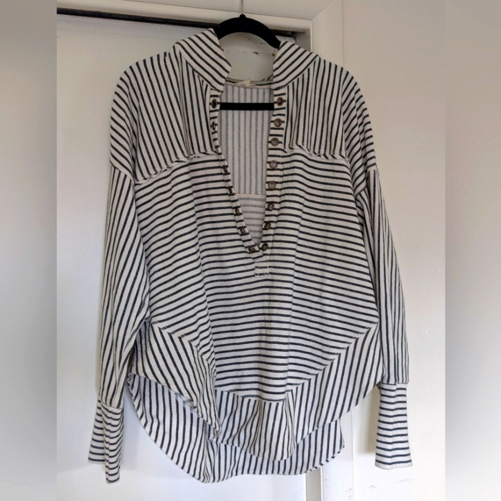 PilcrobStriped Women's Lightweight Sweater XL